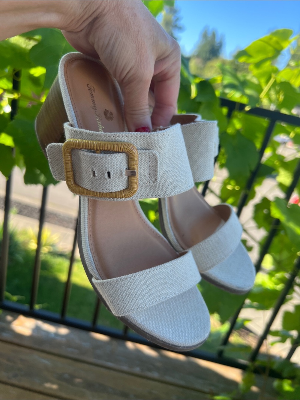 Tommy Bahama Trista Cream Linen Buckle Block Heel Sandals - Picture 13 of 13